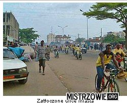 Zatłoczone miasto Benin –  