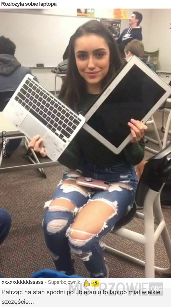 Rozłożyła sobie laptopa –  